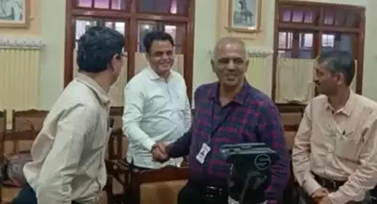 बेंगलुरू बारिश का कहर: सरकार ने आईटी कंपनियों के साथ की बैठक, स्थायी समाधान का वादा